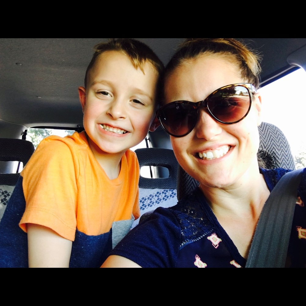 Meet your Posher, Amber